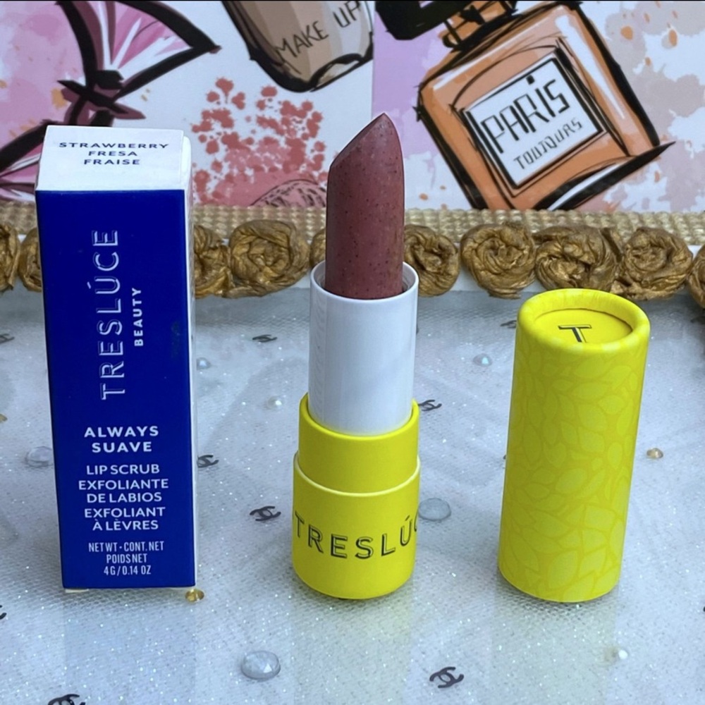 Treslúce Beauty Strawbery Exfoliating Lip Scrub